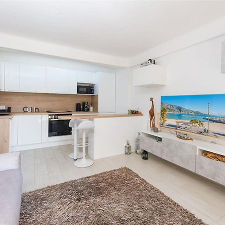 Appartement Carnoles Pres Des Plages Roquebrune-Cap-Martin Exterior photo